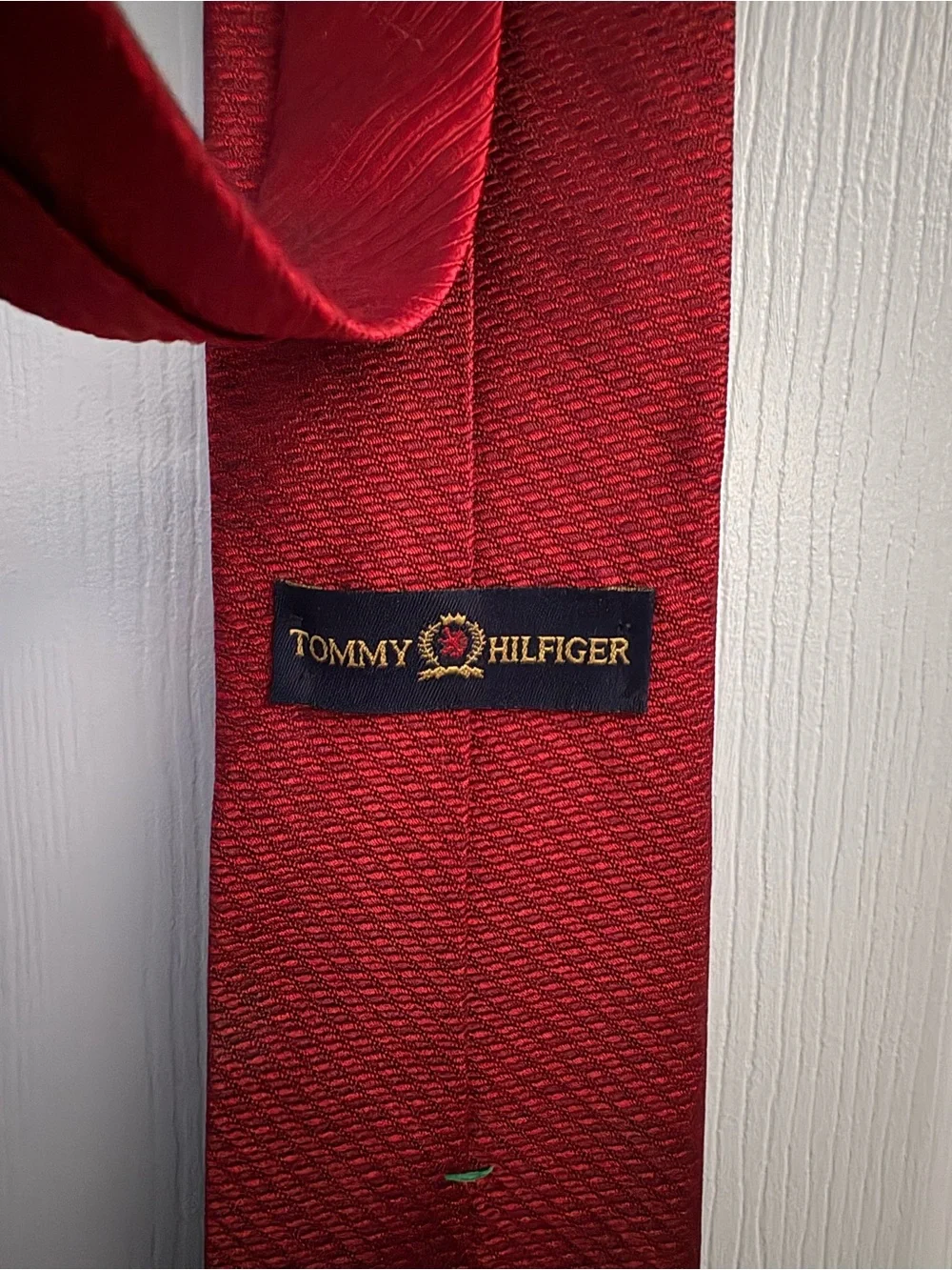 Tommy Hilfiger Solid Textured Red Mens Tie